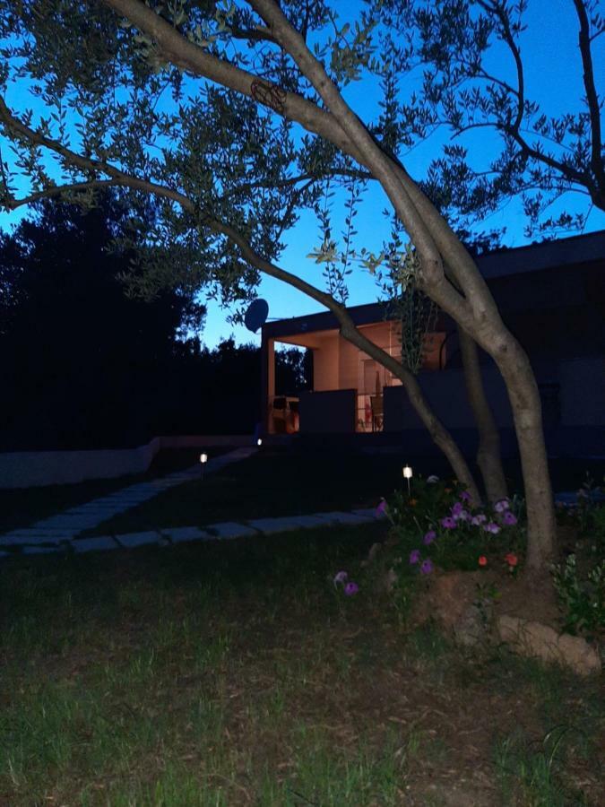 Apartmani Lea Starigrad Exterior photo