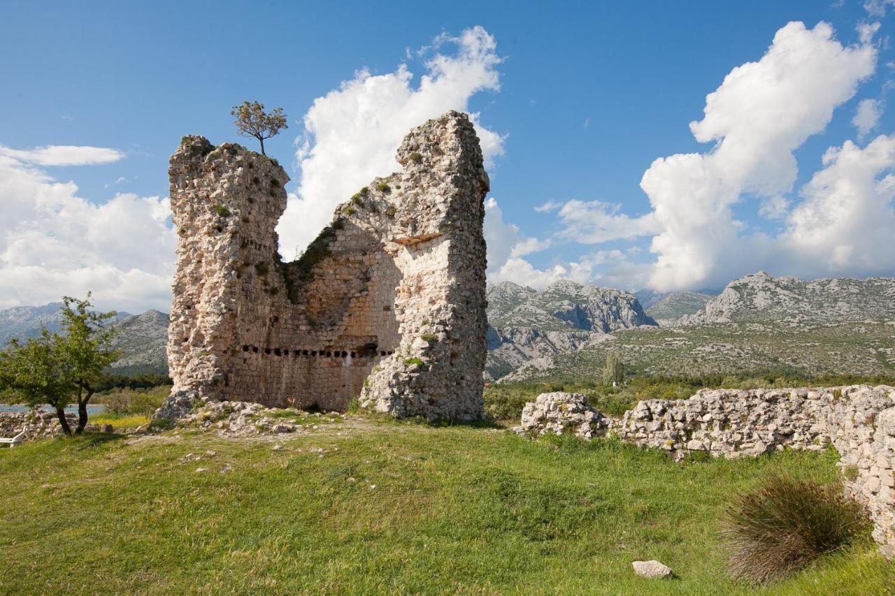 Apartmani Lea Starigrad Exterior photo