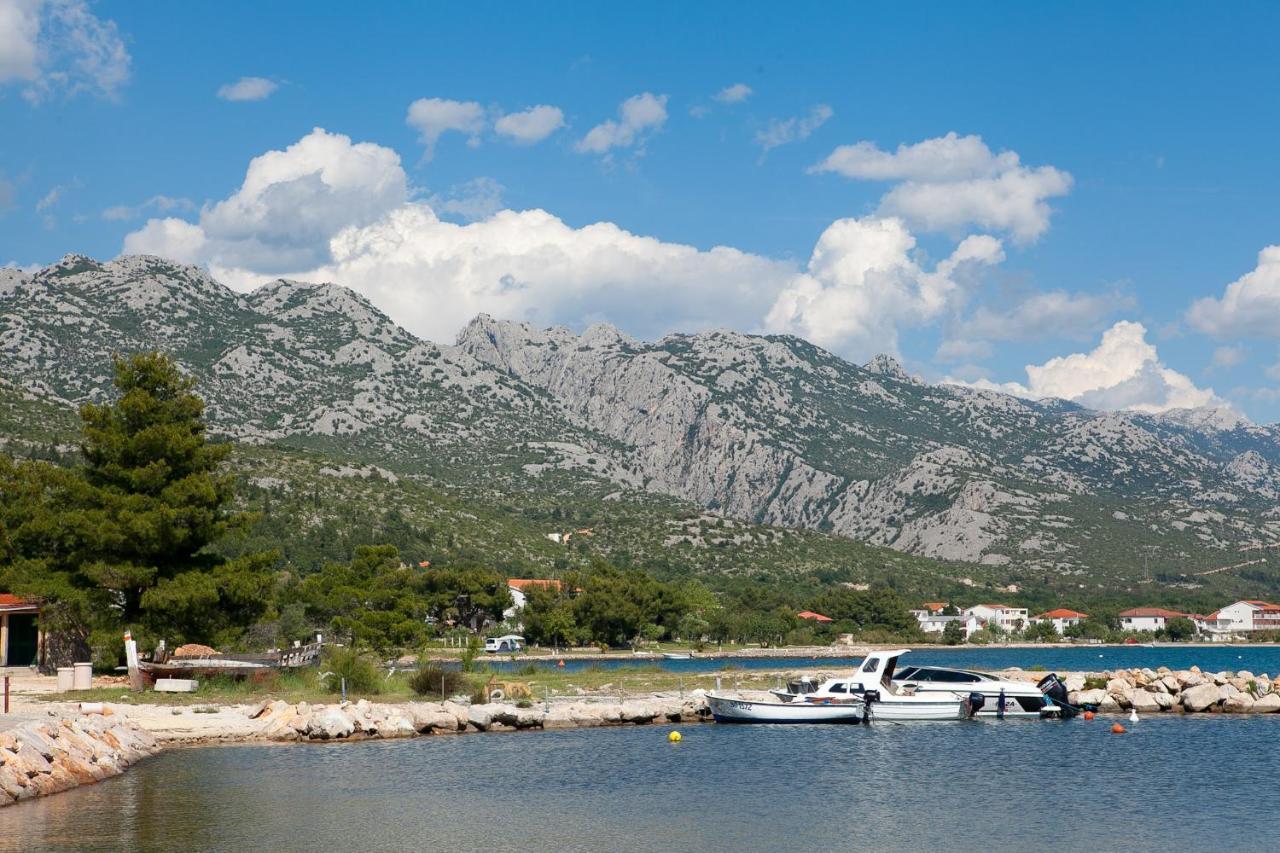 Apartmani Lea Starigrad Exterior photo