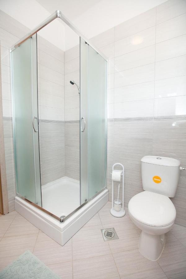Apartmani Lea Starigrad Exterior photo