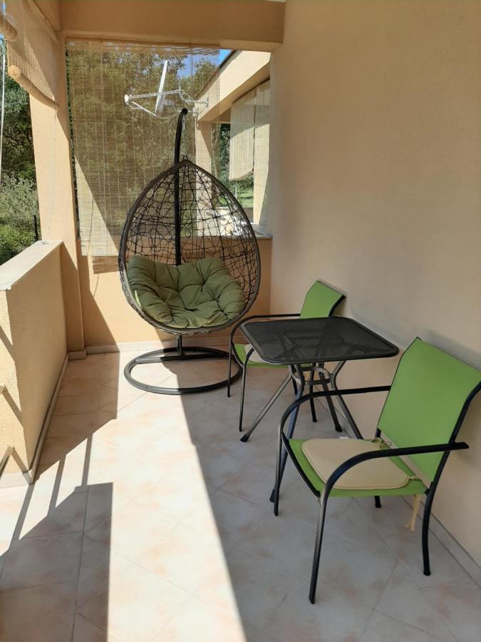 Apartmani Lea Starigrad Exterior photo